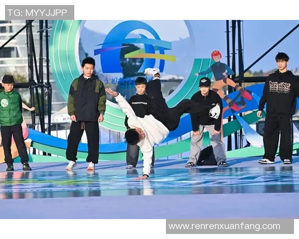 全国街舞大赛点评成都极限运动队展现灵活性与创意的精彩表现